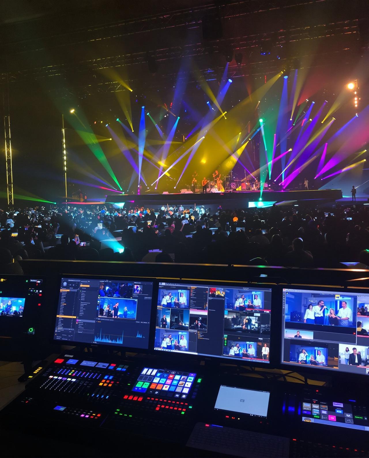 豆花视频音乐节现场LIVE精剪的多机位后期合成工作场景
